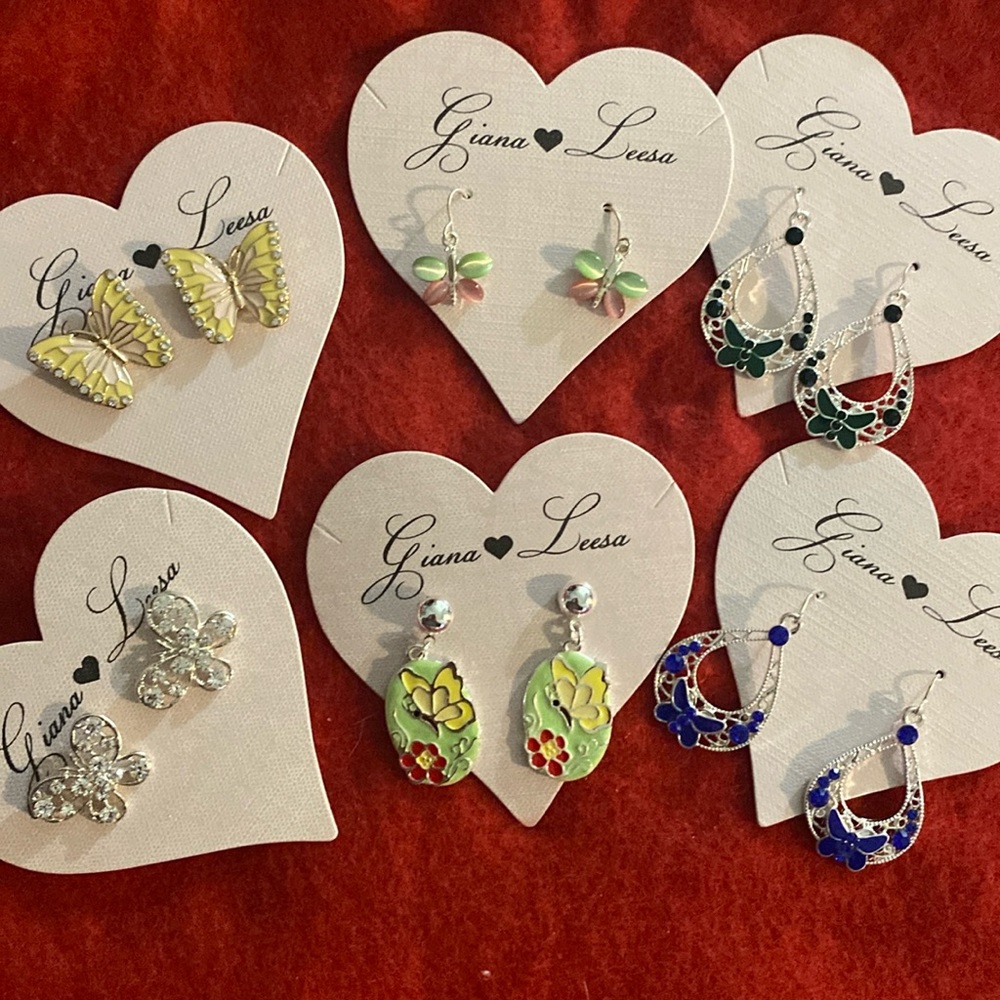 🦋🦋 NWT !! 6 Pair Butterfly Earrings 🦋🦋